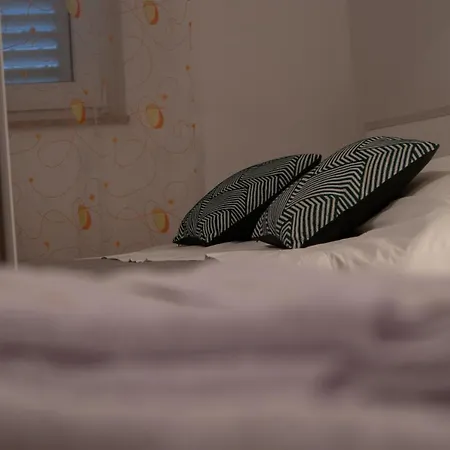 Viollet Apartamento *