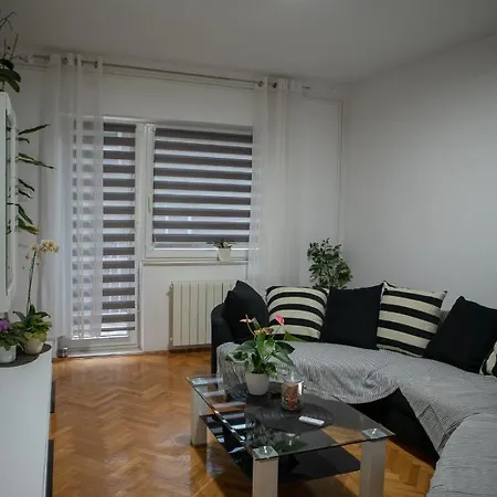 Viollet Apartman *